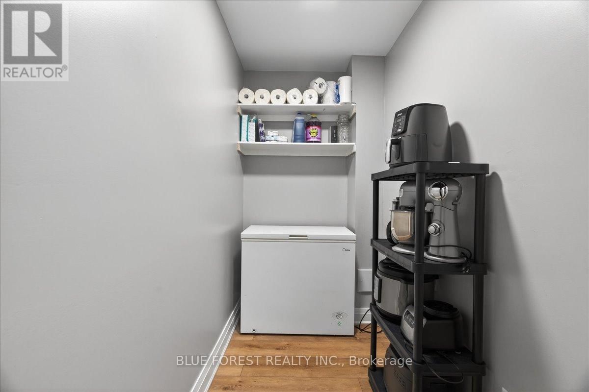 54 STOKES ROAD Image 27