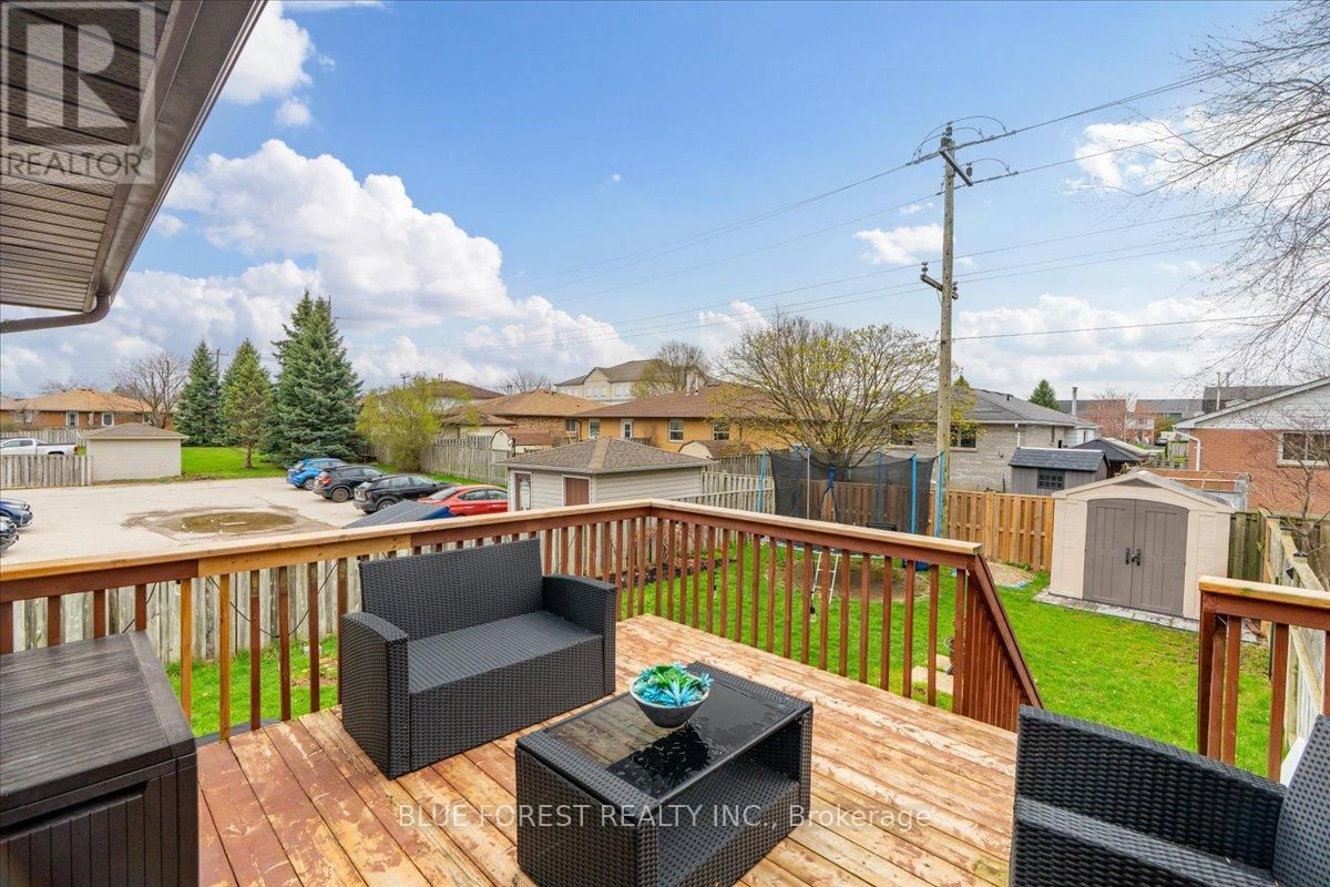 54 STOKES ROAD Image 28