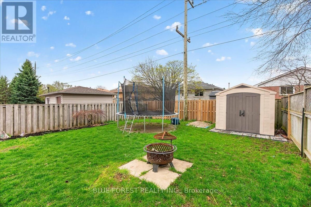 54 STOKES ROAD Image 29