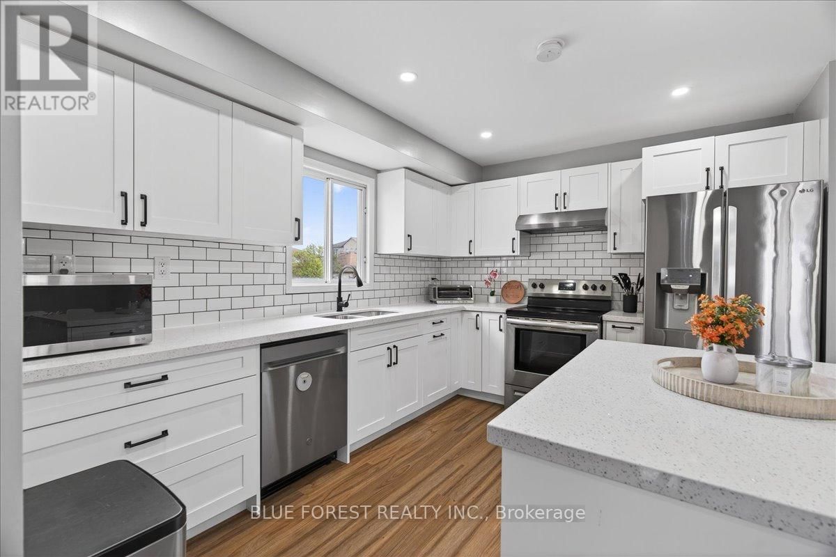 54 STOKES ROAD Image 8