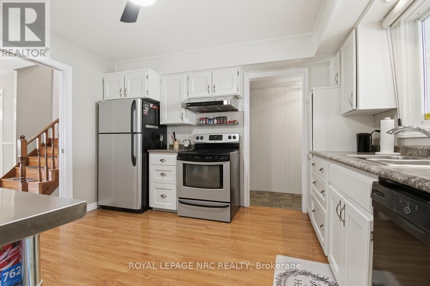 78 PAGE DRIVE Image 25