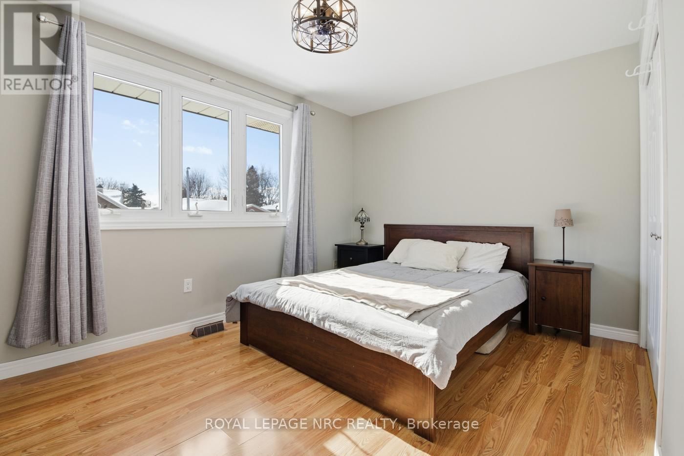 78 PAGE DRIVE Image 27