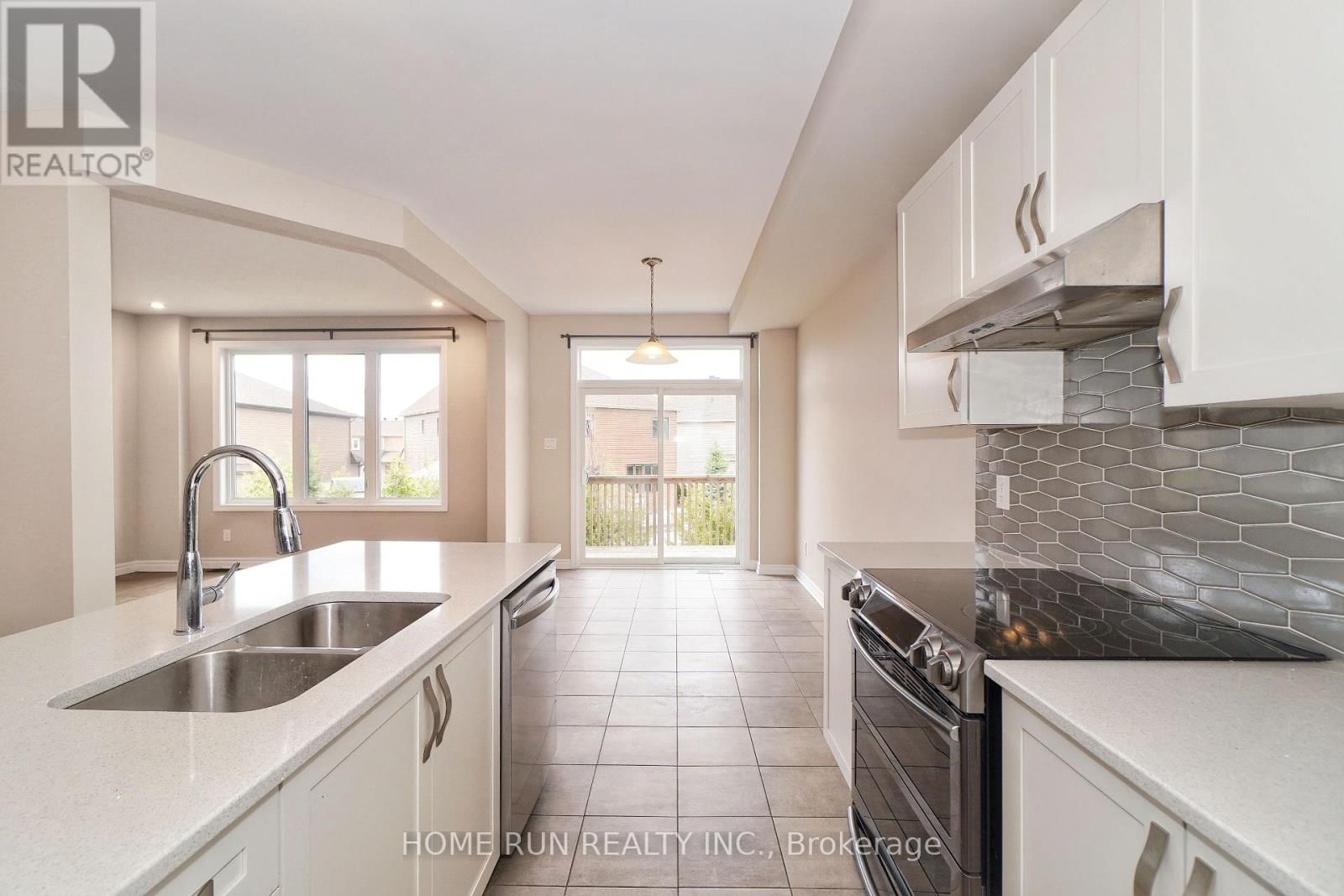 2586 RIVER MIST ROAD Image 23