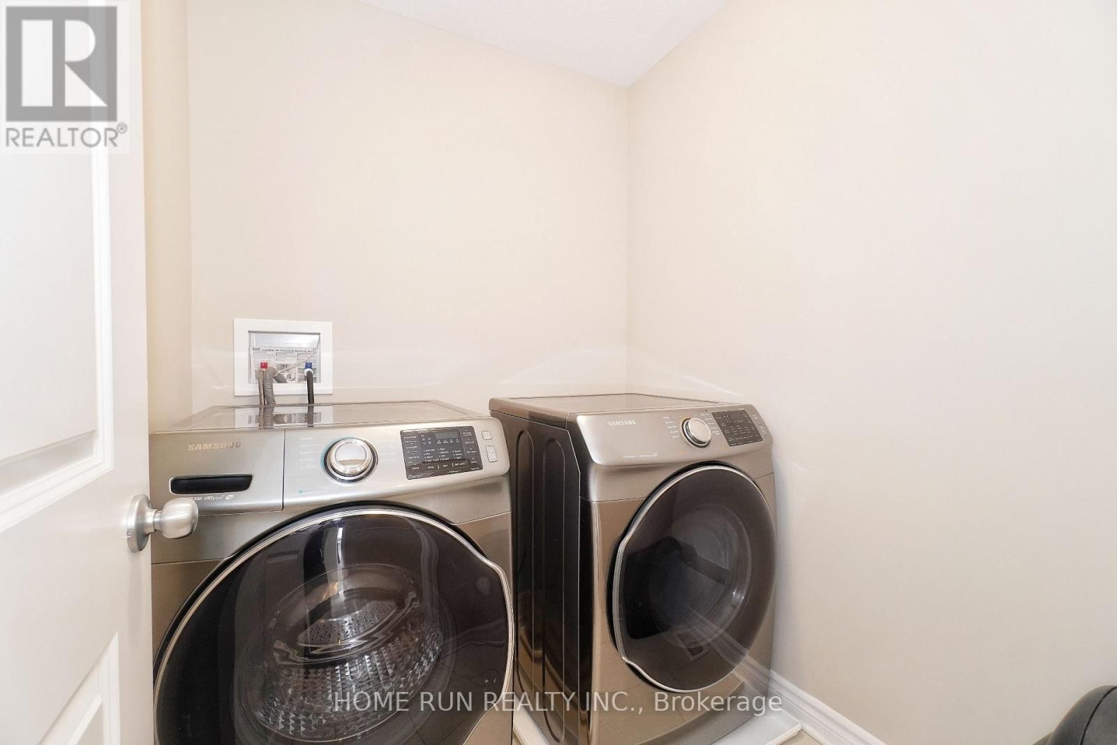 2586 RIVER MIST ROAD Image 38