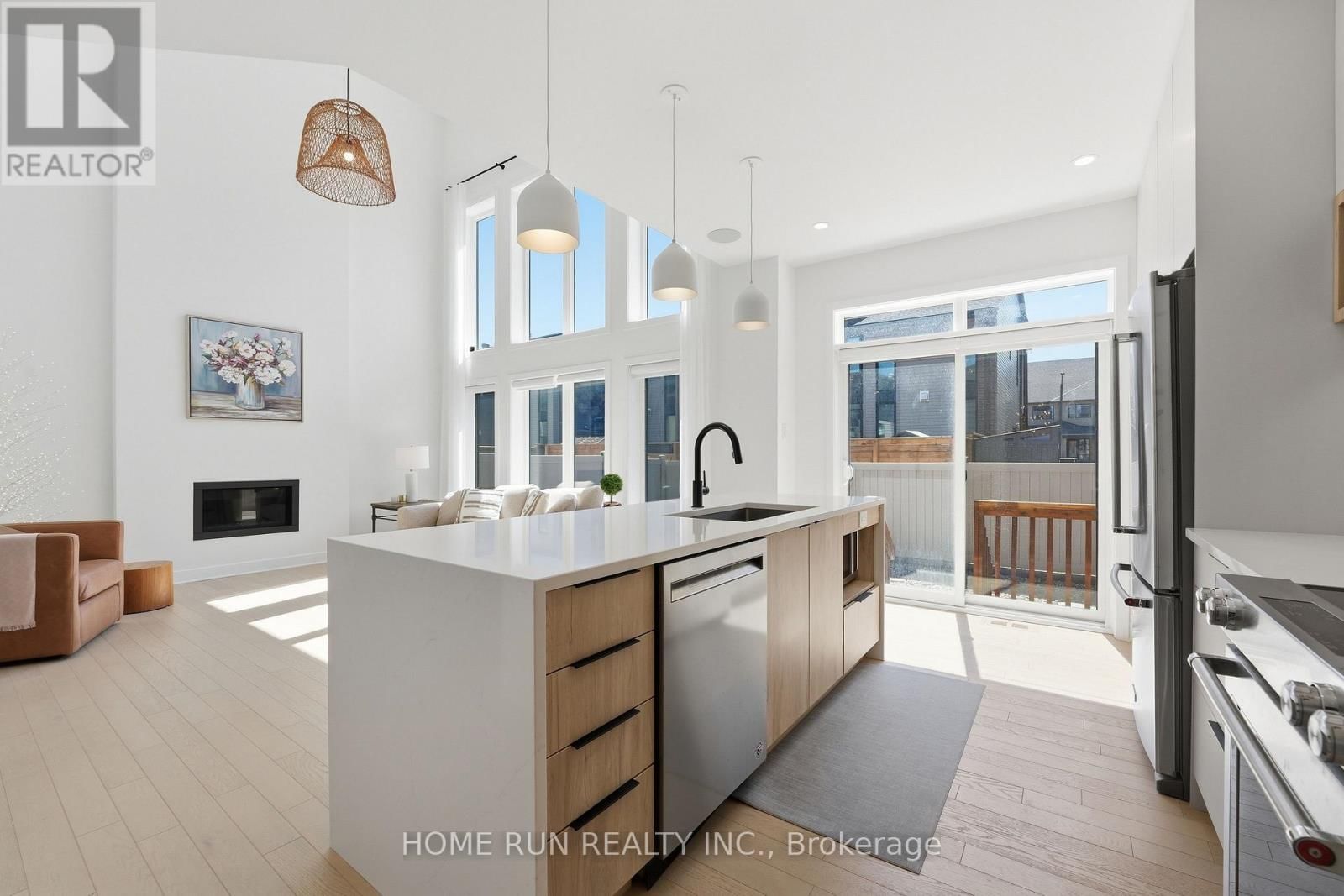 804 ATRIUM RIDGE Image 12