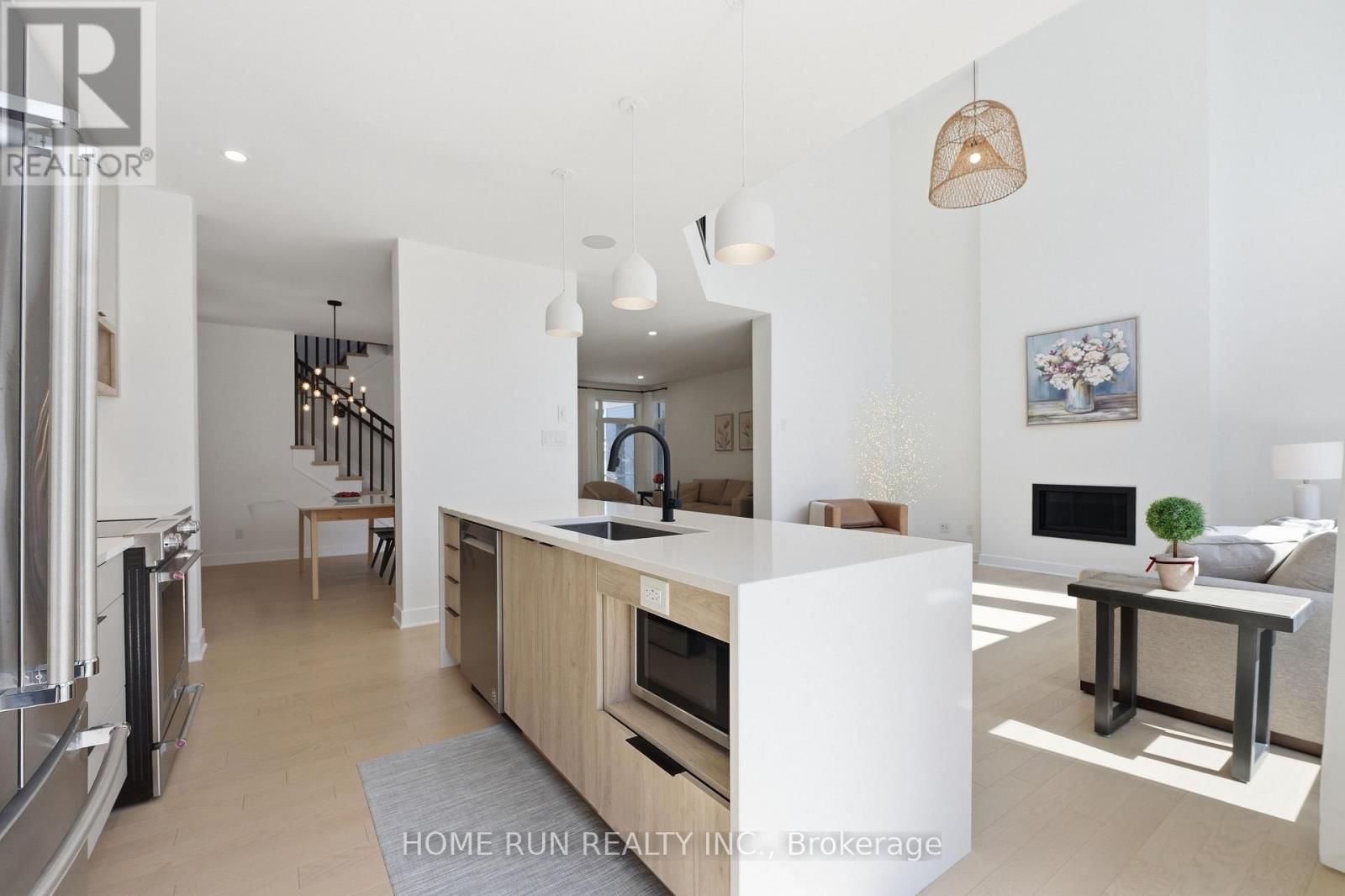 804 ATRIUM RIDGE Image 13