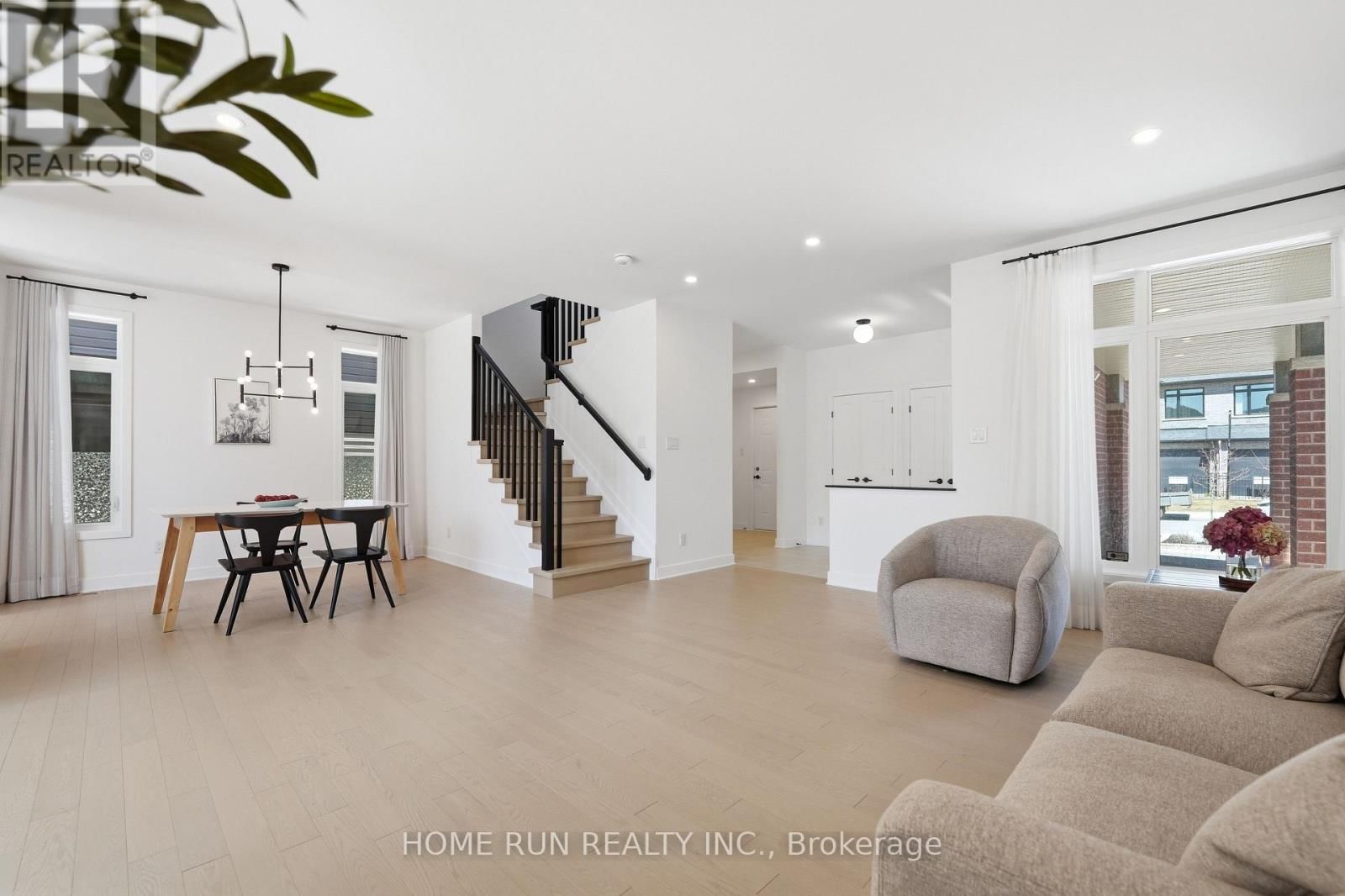 804 ATRIUM RIDGE Image 20