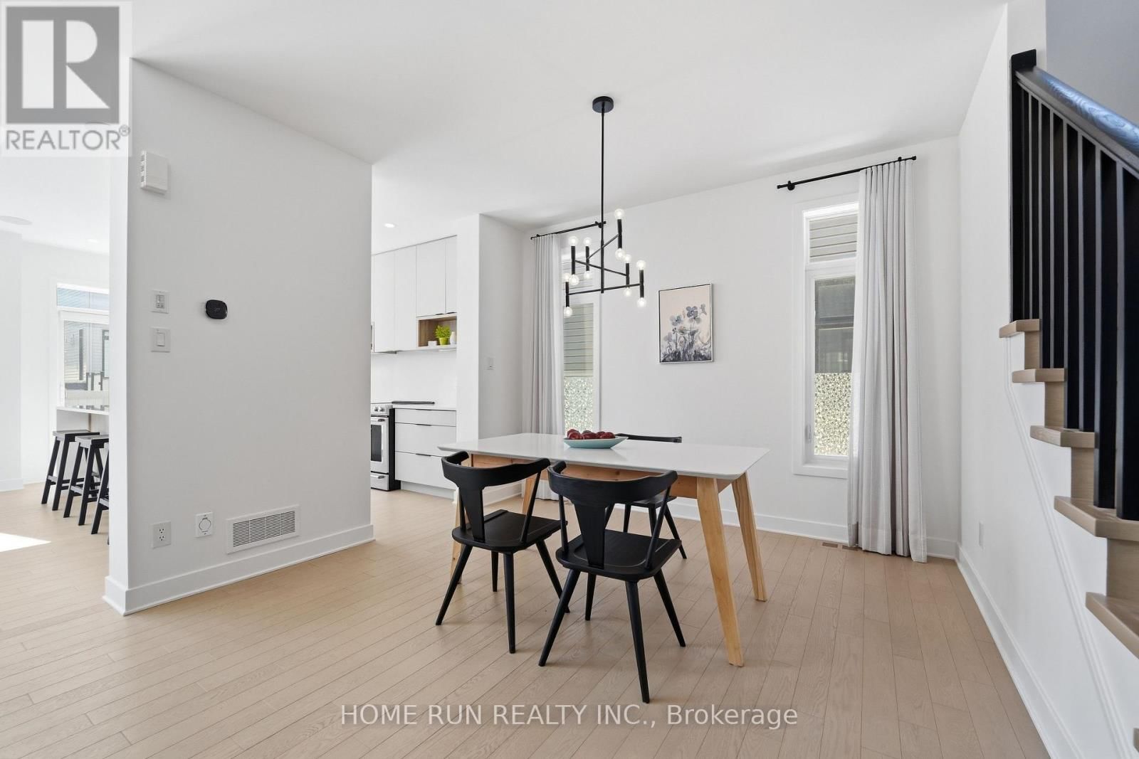 804 ATRIUM RIDGE Image 21