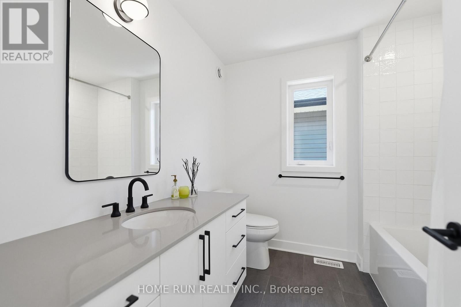 804 ATRIUM RIDGE Image 42