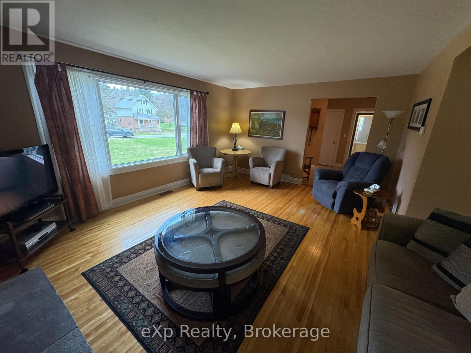 661 2ND AVENUE SOUTHEAST Image 11