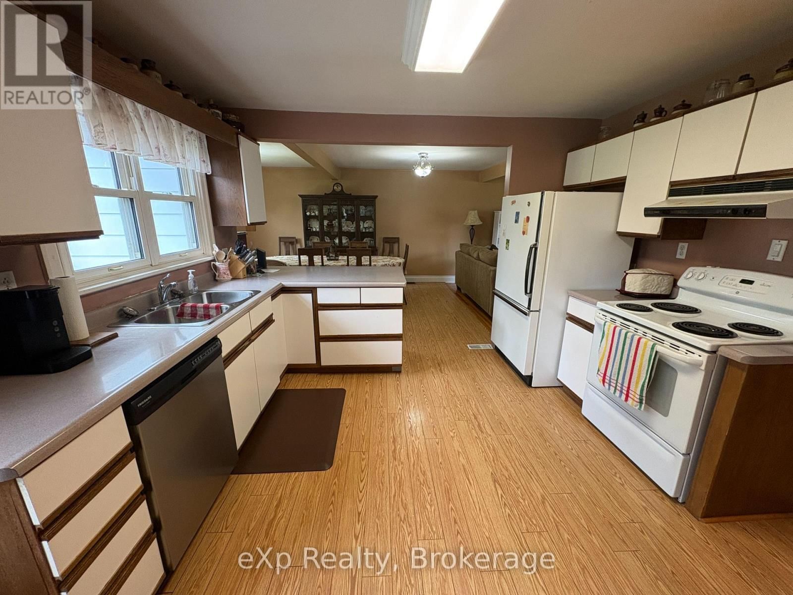 661 2ND AVENUE SOUTHEAST Image 16