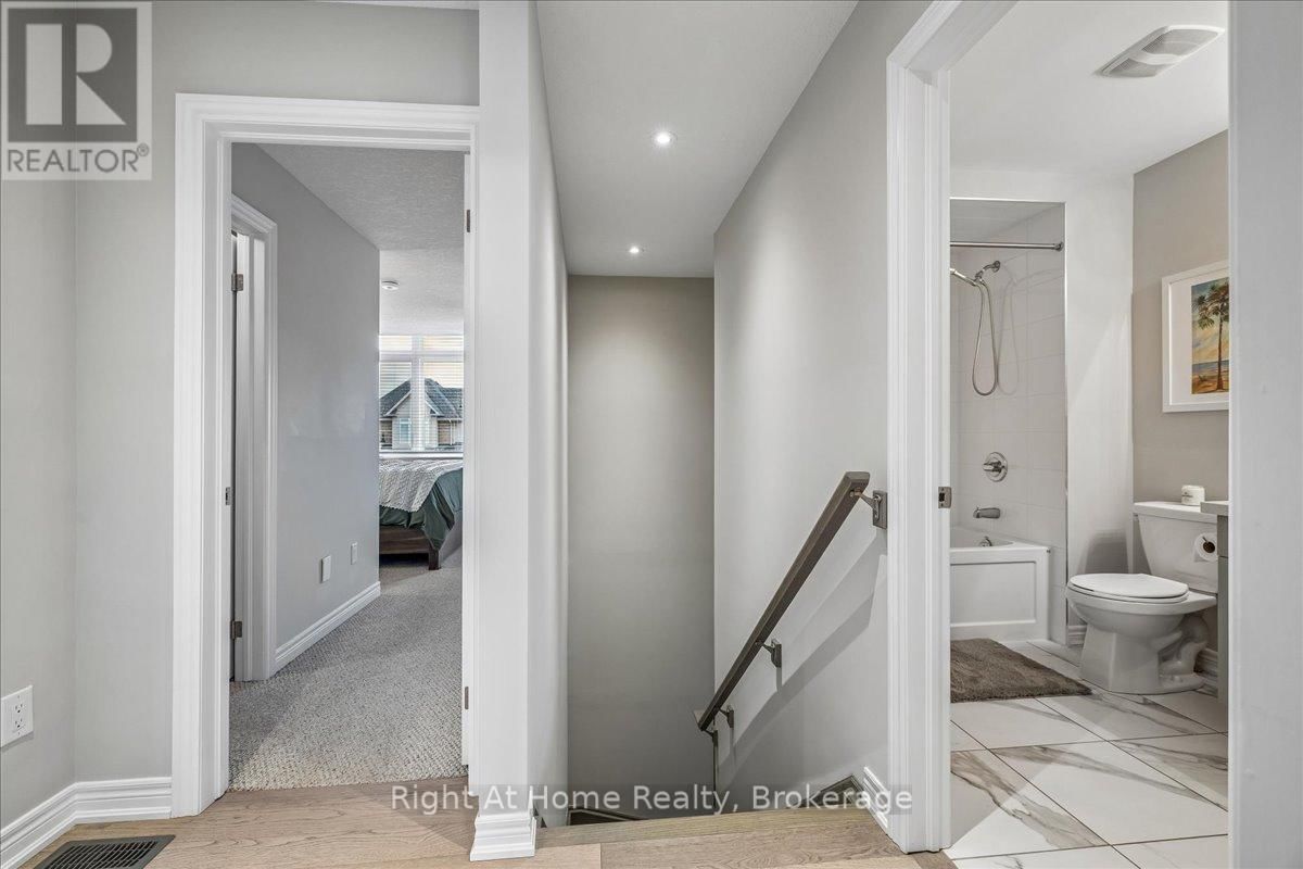 67 FOOTHILLS LANE Image 18