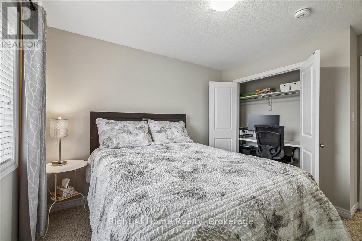 67 FOOTHILLS LANE Image 26