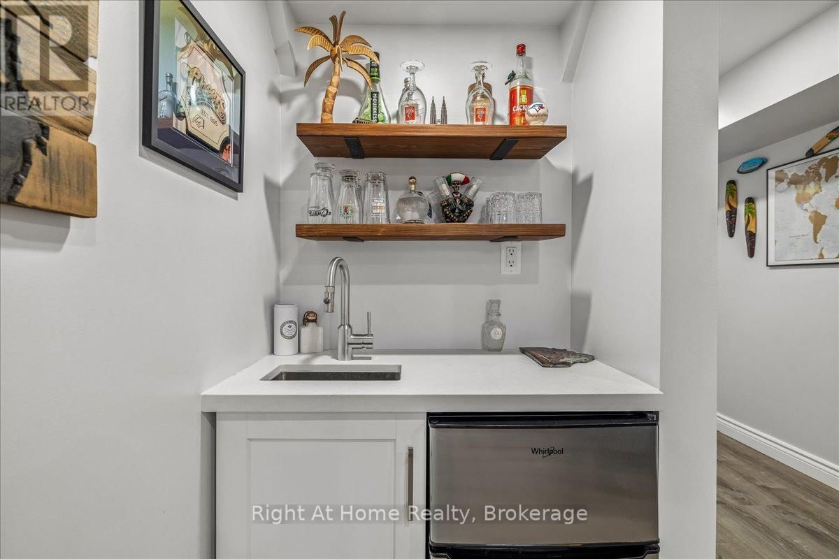 67 FOOTHILLS LANE Image 33