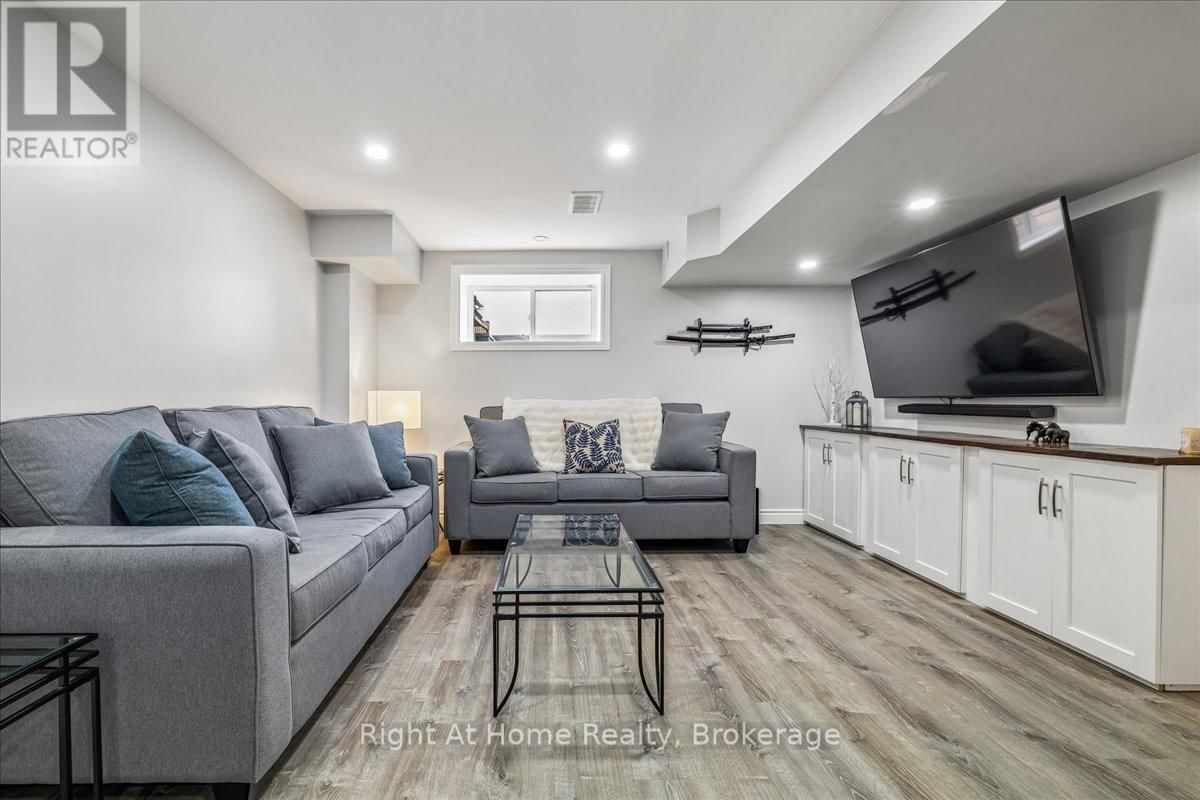 67 FOOTHILLS LANE Image 34