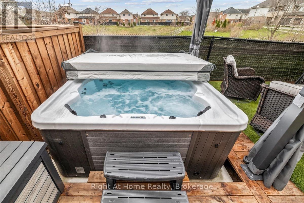 67 FOOTHILLS LANE Image 39