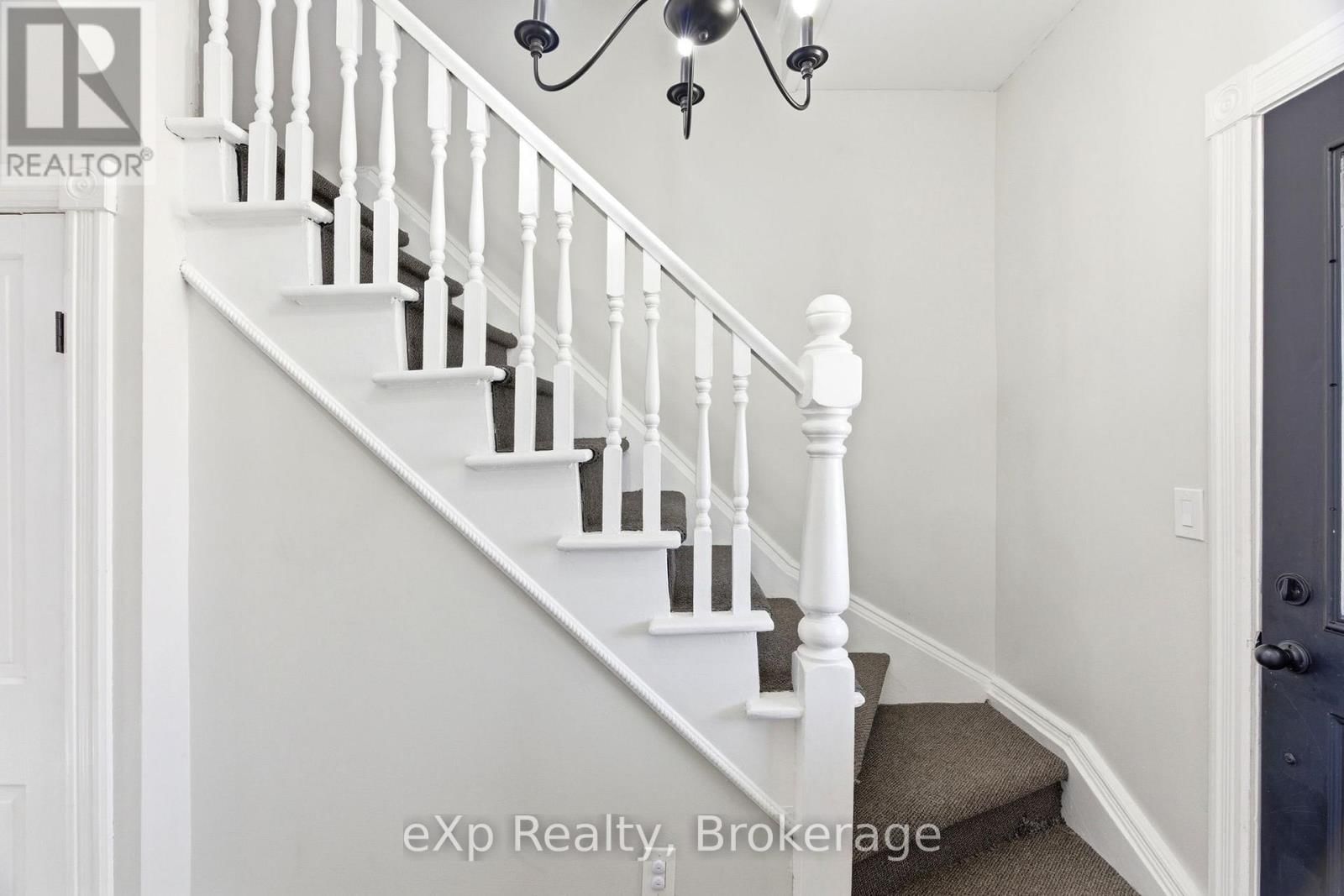 531 BRUNSWICK STREET Image 12