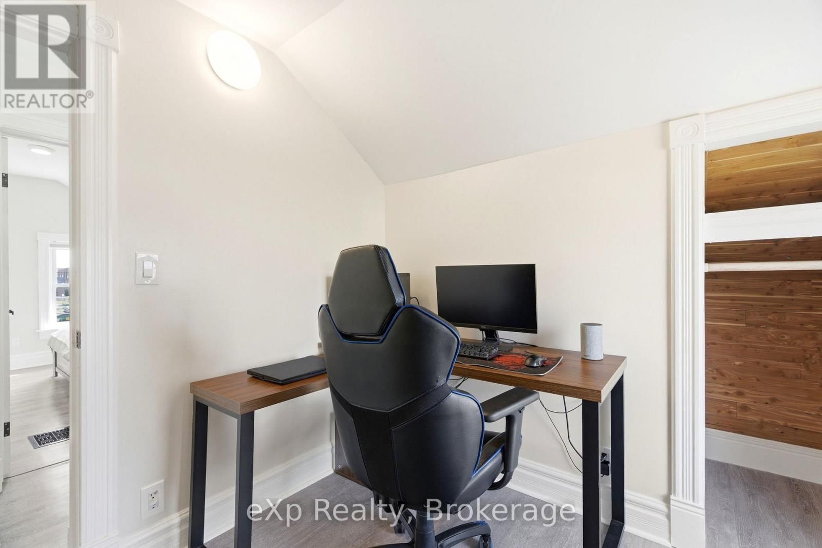 531 BRUNSWICK STREET Image 20