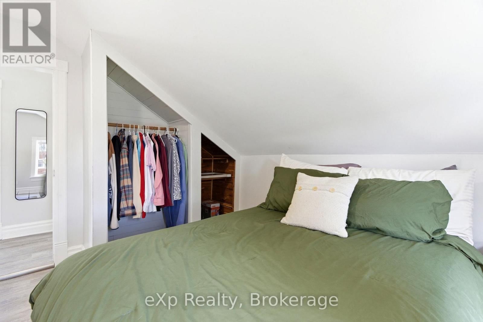 531 BRUNSWICK STREET Image 25