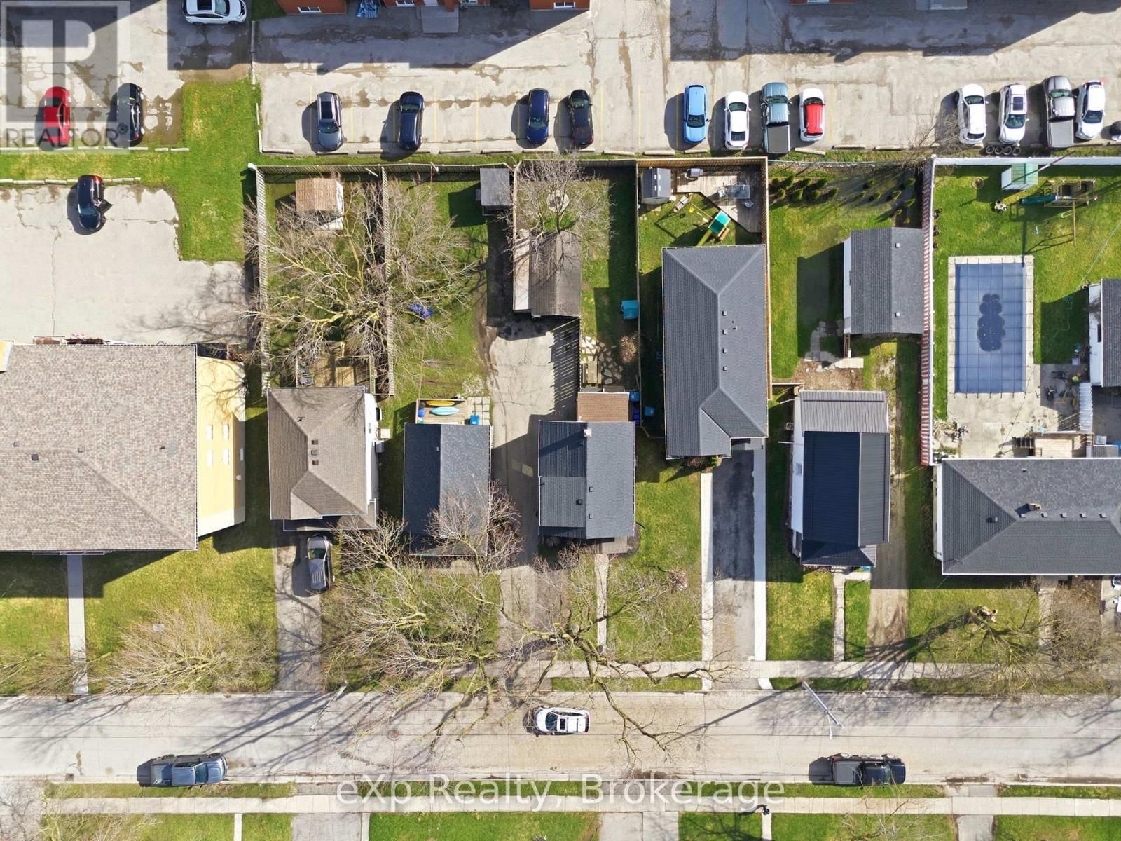 531 BRUNSWICK STREET Image 43