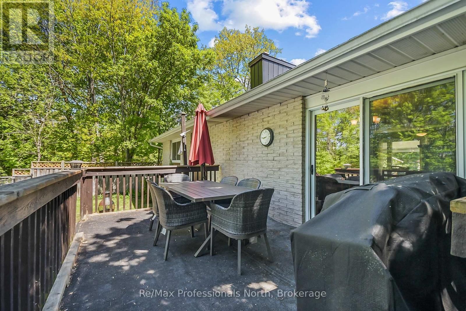 110 FRASER STREET Image 33