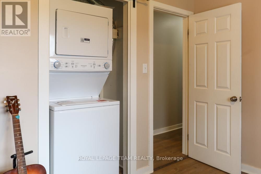 75 WINNIFRED STREET NORTH Image 15