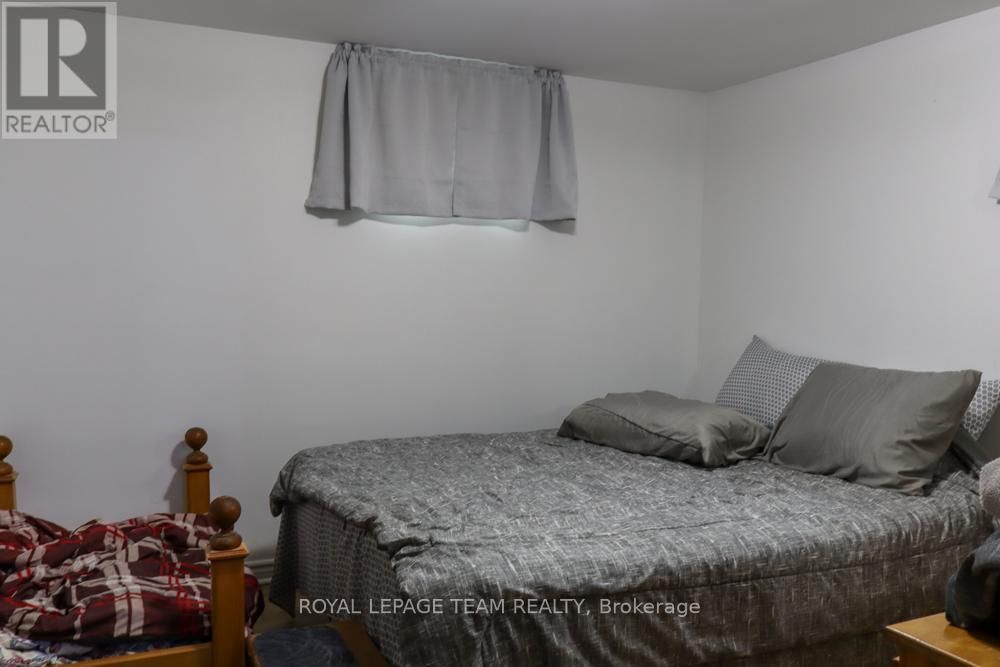 75 WINNIFRED STREET NORTH Image 28