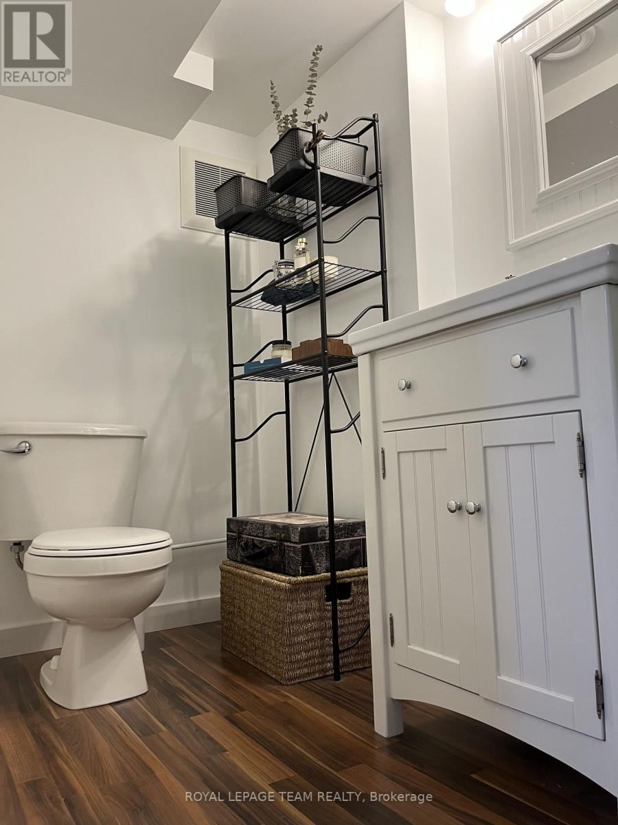 75 WINNIFRED STREET NORTH Image 30