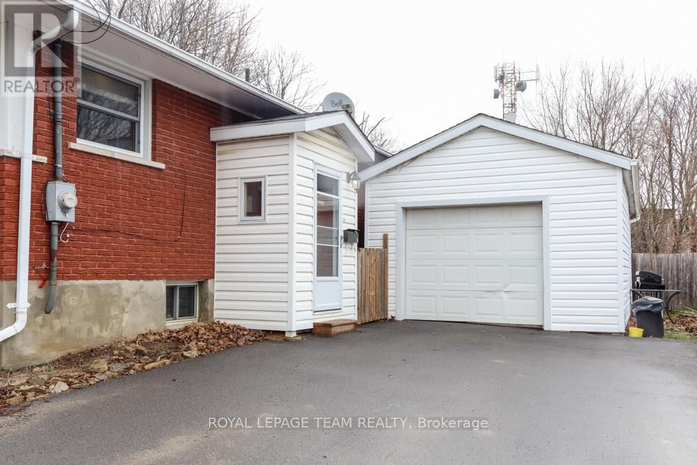 75 WINNIFRED STREET NORTH Image 6