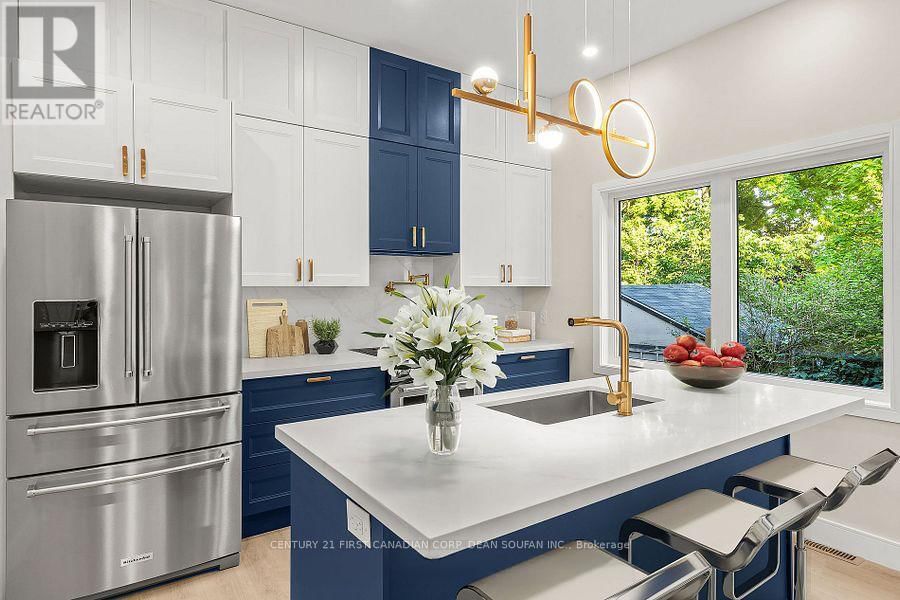 858 WILLIAM STREET Image 15