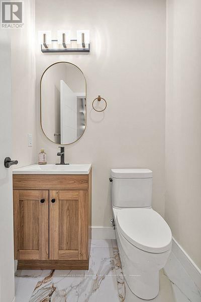 858 WILLIAM STREET Image 19