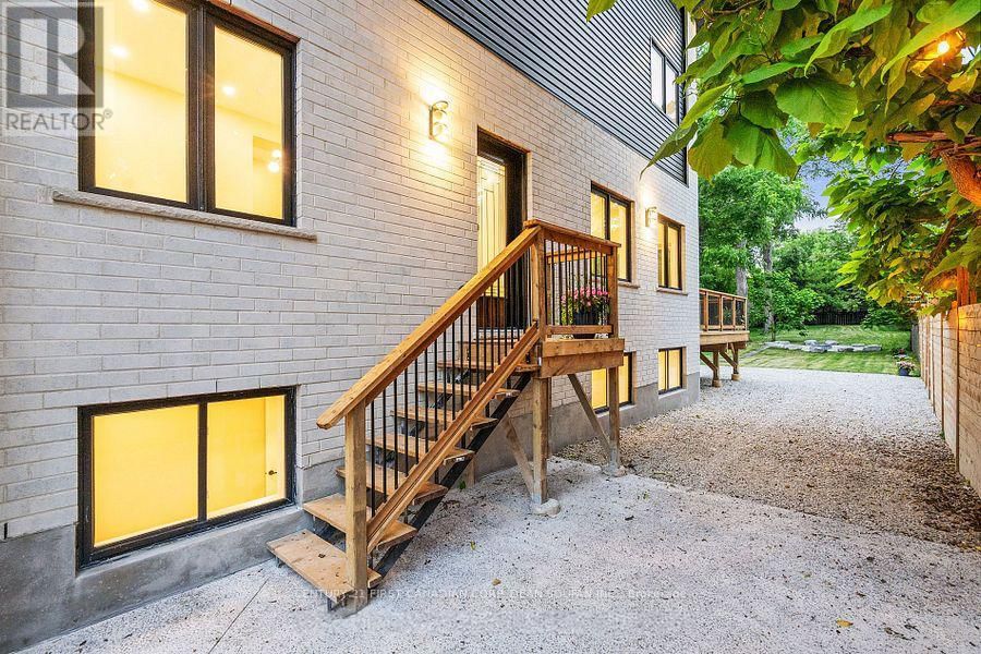 858 WILLIAM STREET Image 5