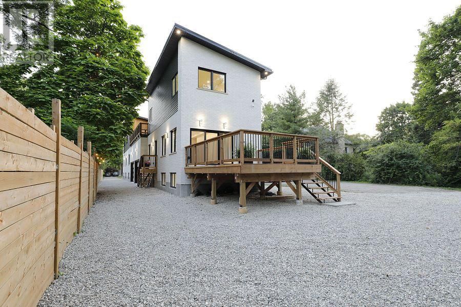 858 WILLIAM STREET Image 6