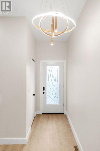 858 WILLIAM STREET Image 9