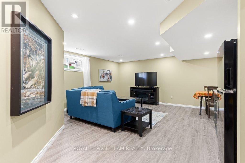 35 WILDERNESS WAY Image 30