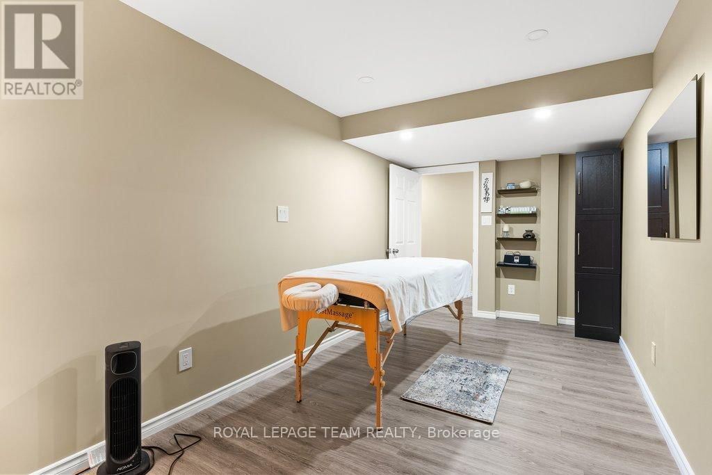 35 WILDERNESS WAY Image 33