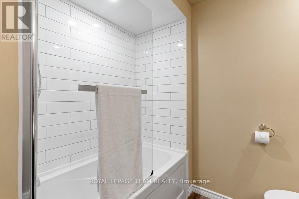 35 WILDERNESS WAY Image 37