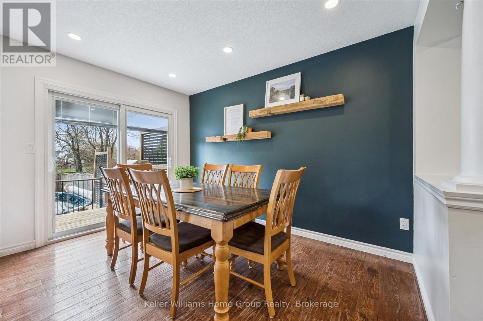 609 PERRY STREET Image 29