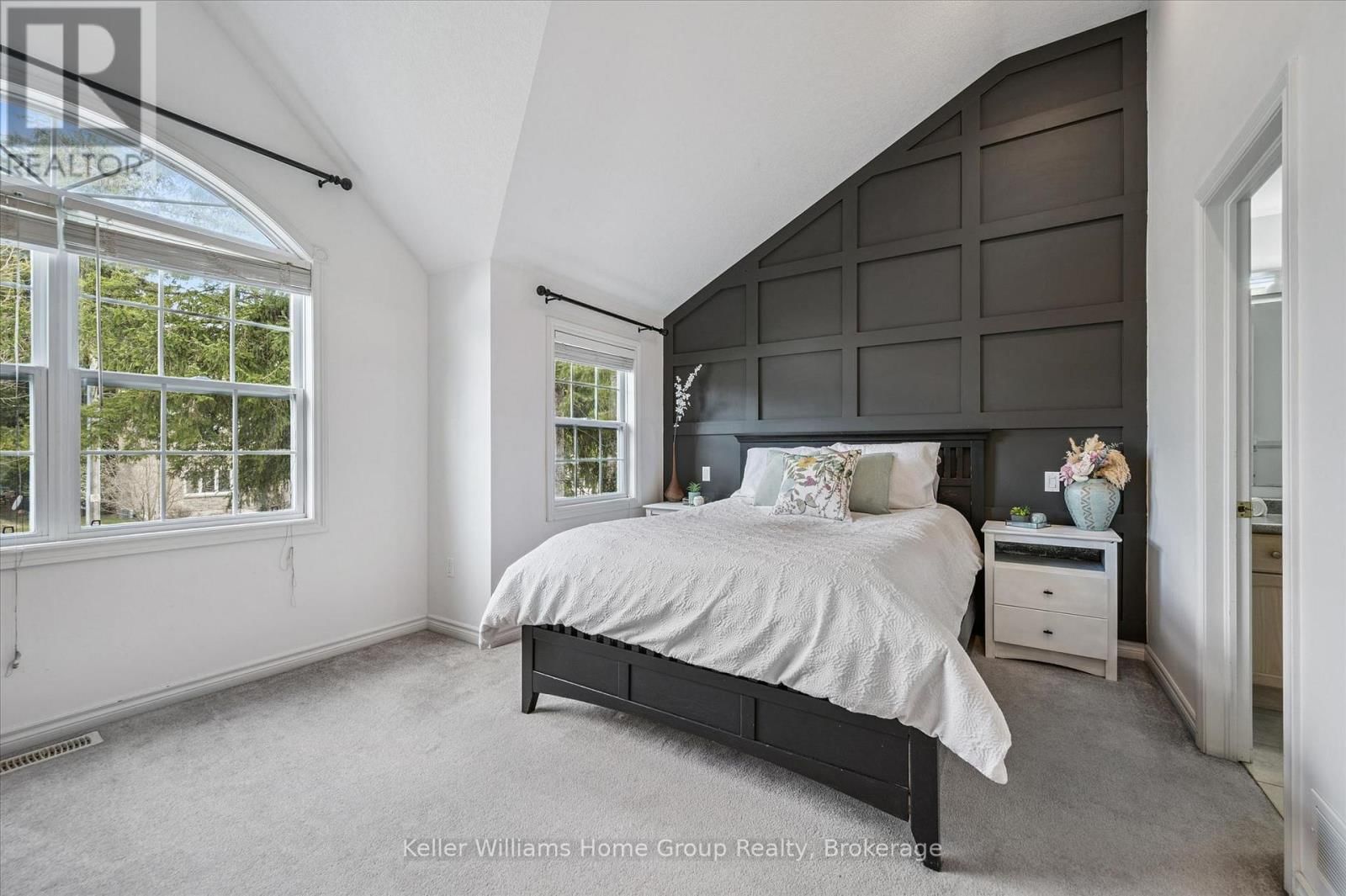 609 PERRY STREET Image 39