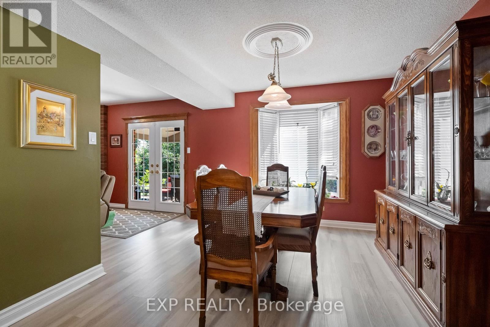 38 CAPRI STREET Image 10