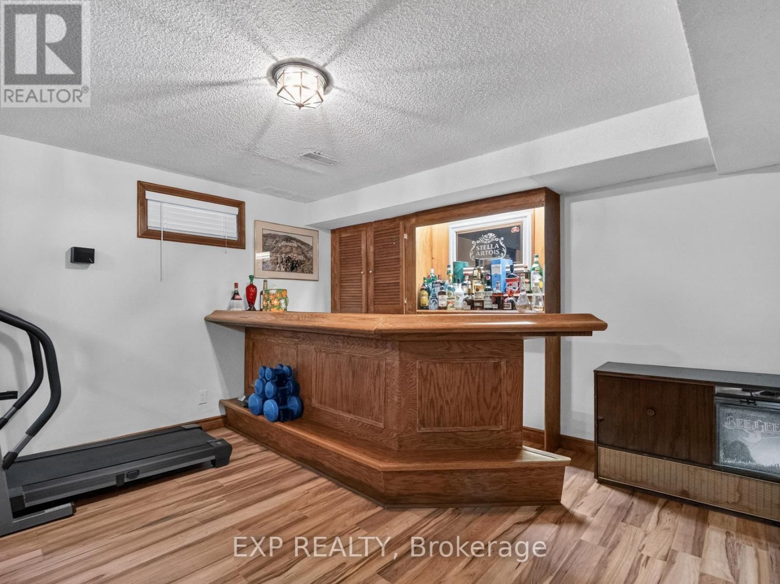 38 CAPRI STREET Image 25