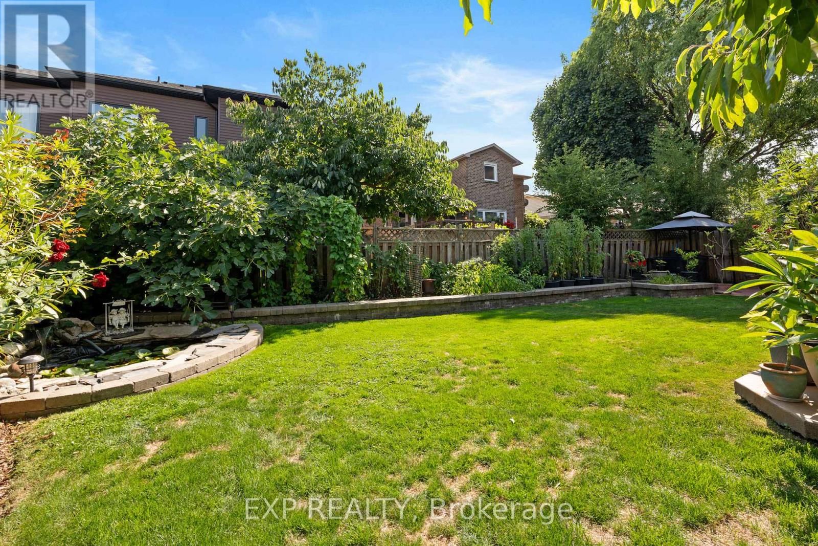 38 CAPRI STREET Image 39