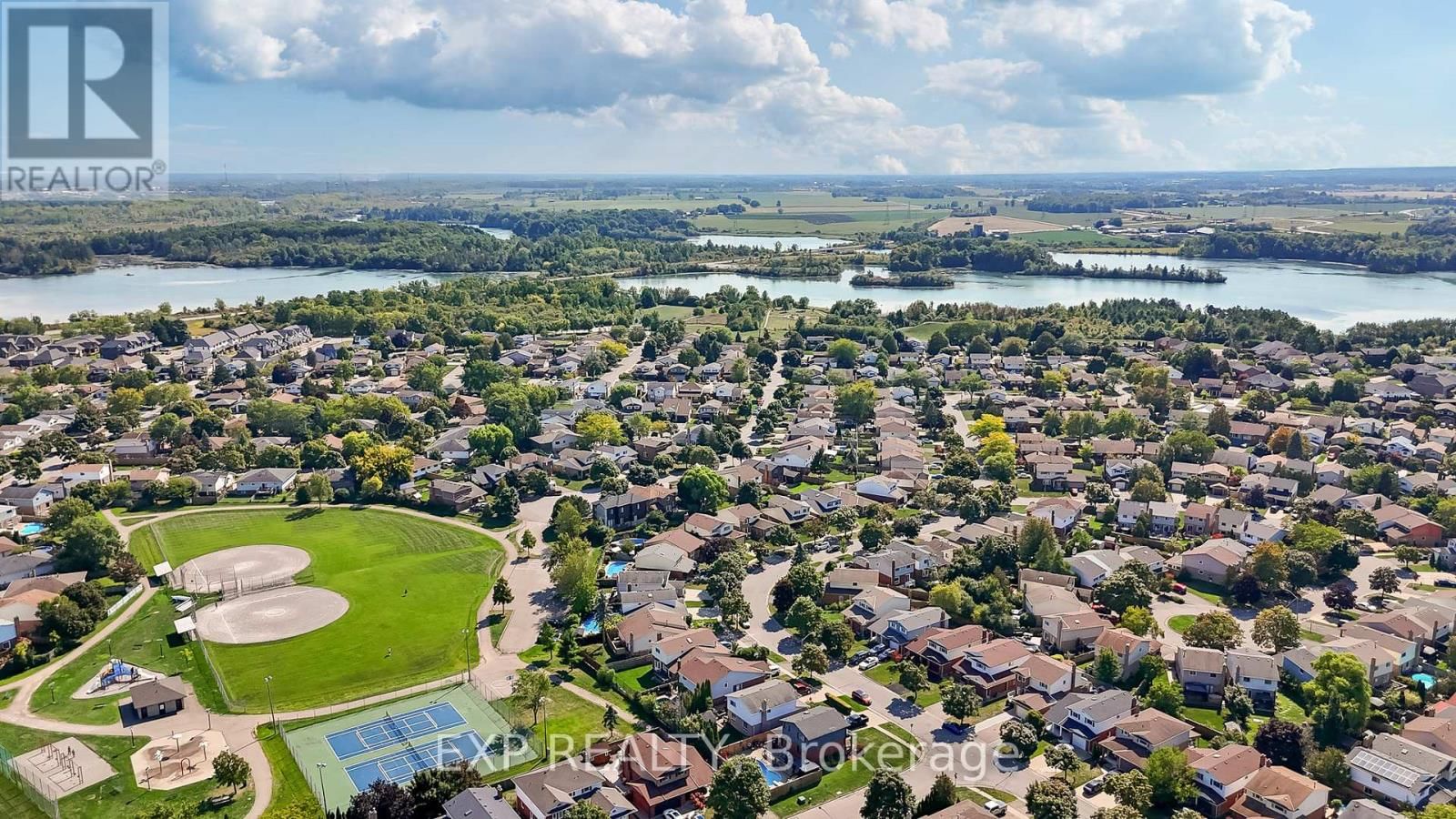 38 CAPRI STREET Image 44