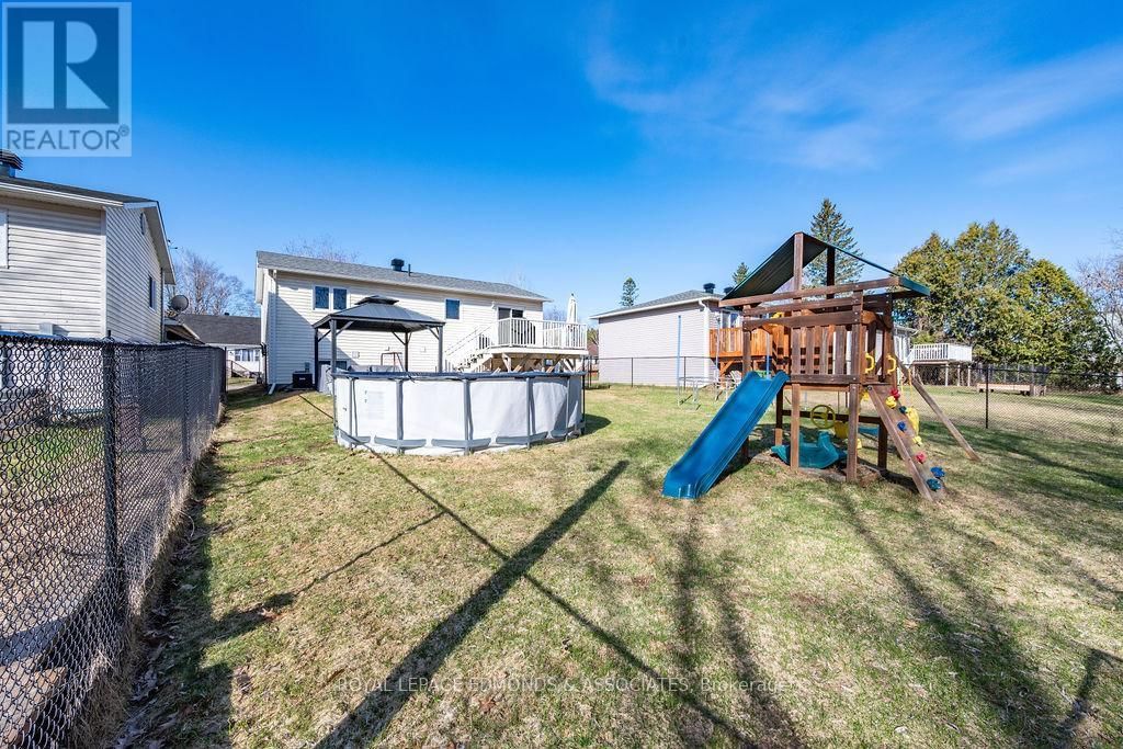 317 JULIEN STREET Image 12