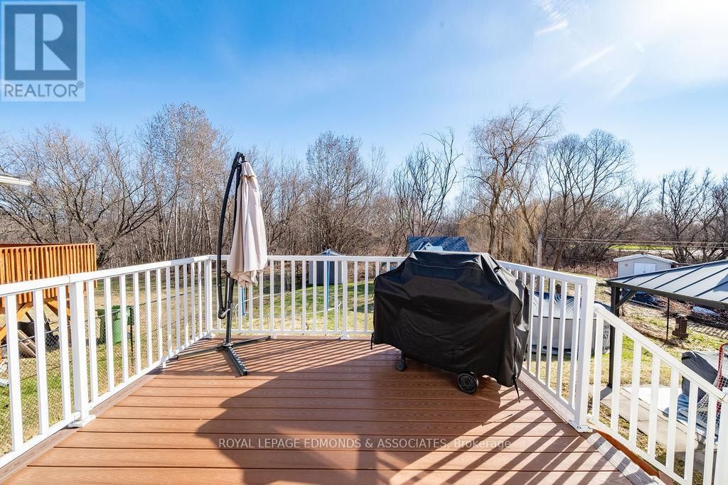 317 JULIEN STREET Image 15