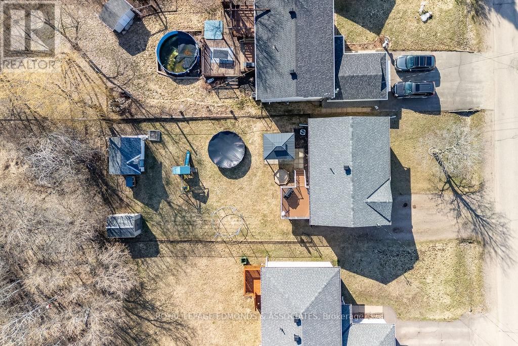 317 JULIEN STREET Image 16