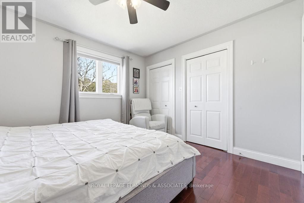 317 JULIEN STREET Image 32