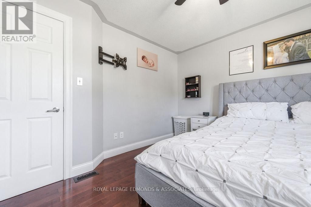 317 JULIEN STREET Image 33