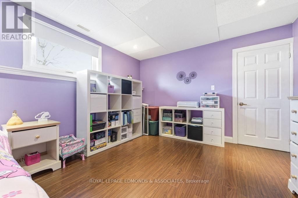 317 JULIEN STREET Image 38