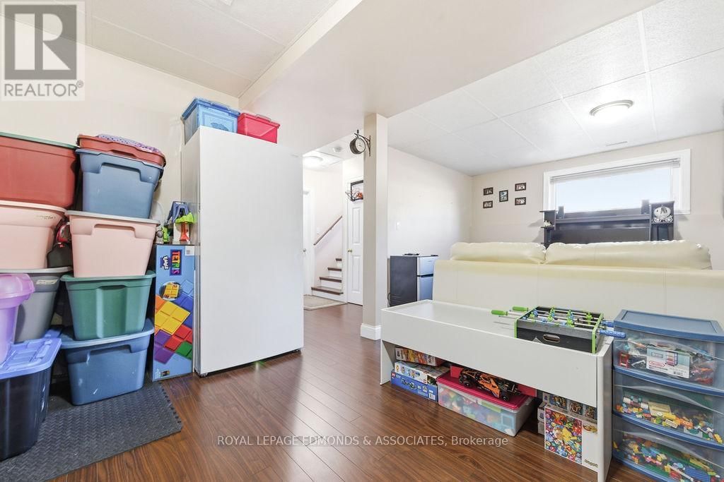 317 JULIEN STREET Image 40